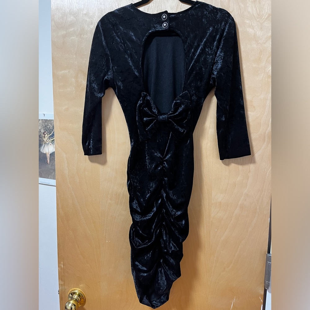 Vintage ‘All That Jazz’ Little Black Dress